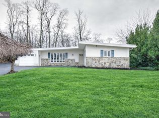 904 S Chester Rd, West Chester, PA 19382