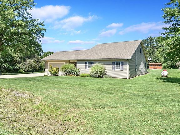 2nd image of 3780 Farm Ave