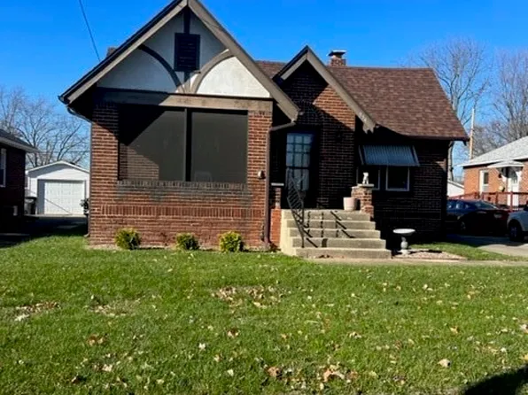 934 Garfield Pl, Danville, IL 61832