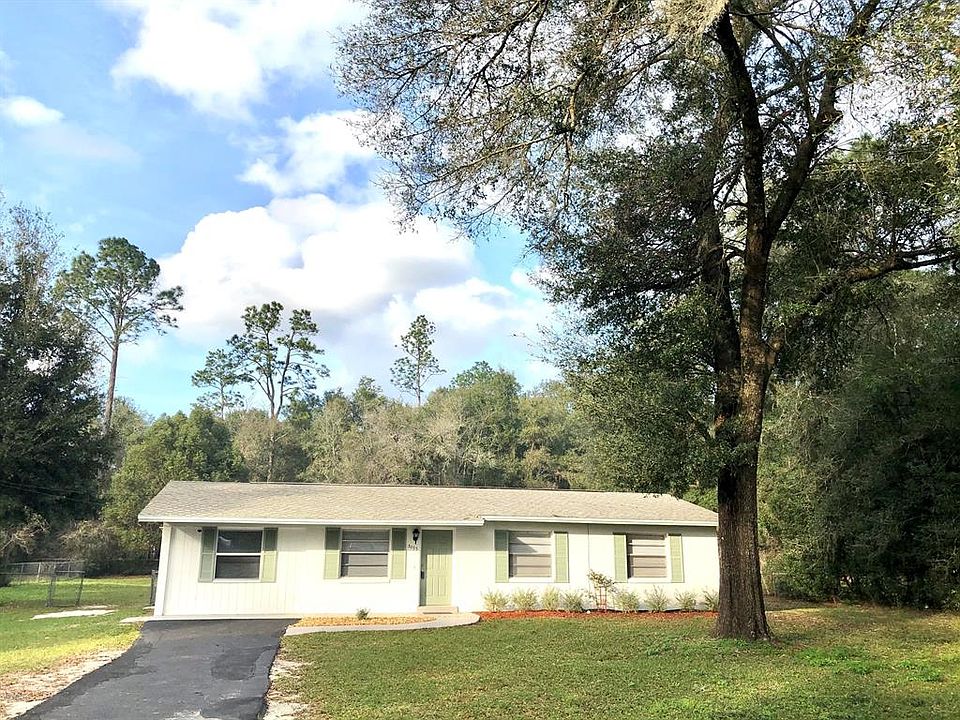 1st image of 3095 NE 49th St