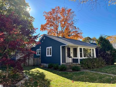 417 W 12th St, Traverse City, MI, 49684