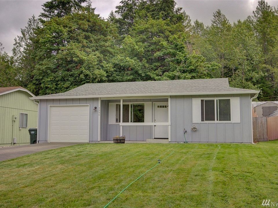1st image of 2946 Saint James Ct NW