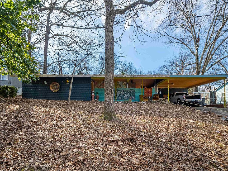 1st image of 345 Woodlawn Ave
