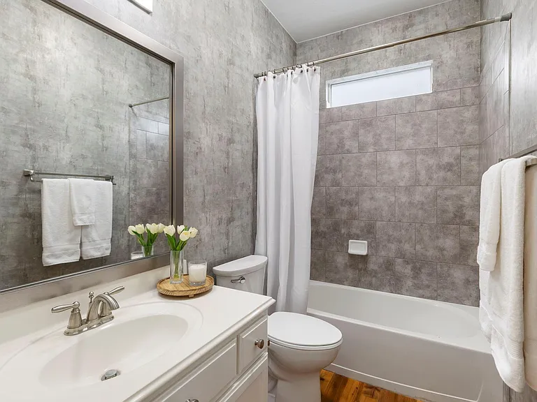 6 E Cottage Green St — Photo 13