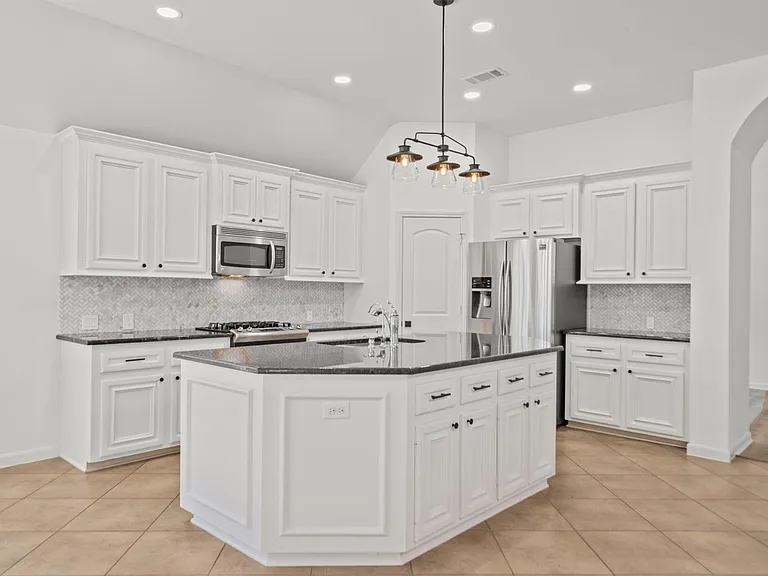 28410 Stonestead Dr — Photo 16