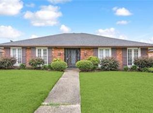 7510 Arbor Dr, New Orleans, LA 70126