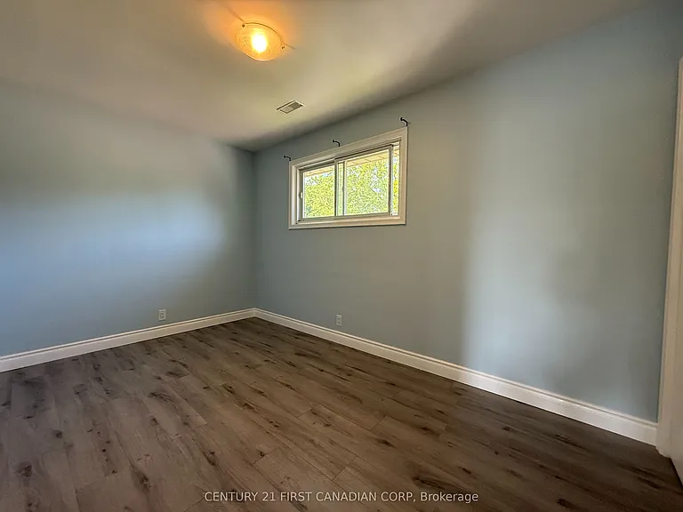 228 Burnside Dr #3 — Photo 14