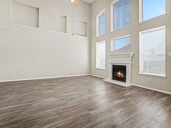 5th image of 4808 Winterview Dr