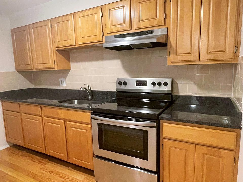 1st image of 55 Elmwood Park #33T