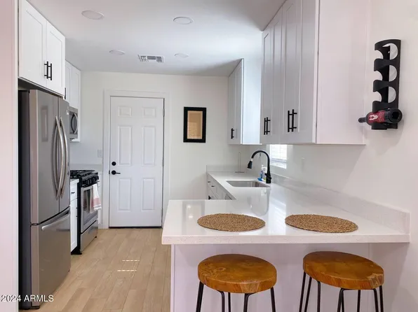 2914 E Sheridan St, Phoenix, AZ 85008