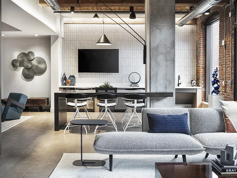 Grayson Lofts — Photo 24