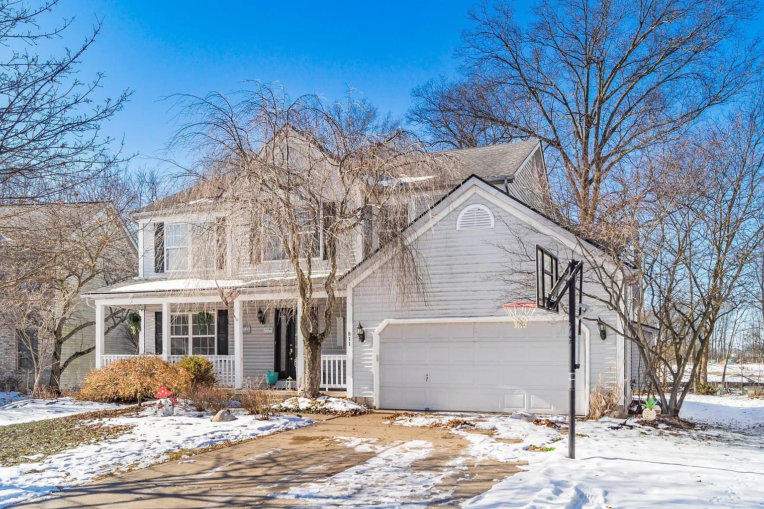 811 Executive Blvd photo 1