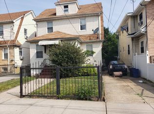 19151 112th Rd, Saint Albans, NY 11412