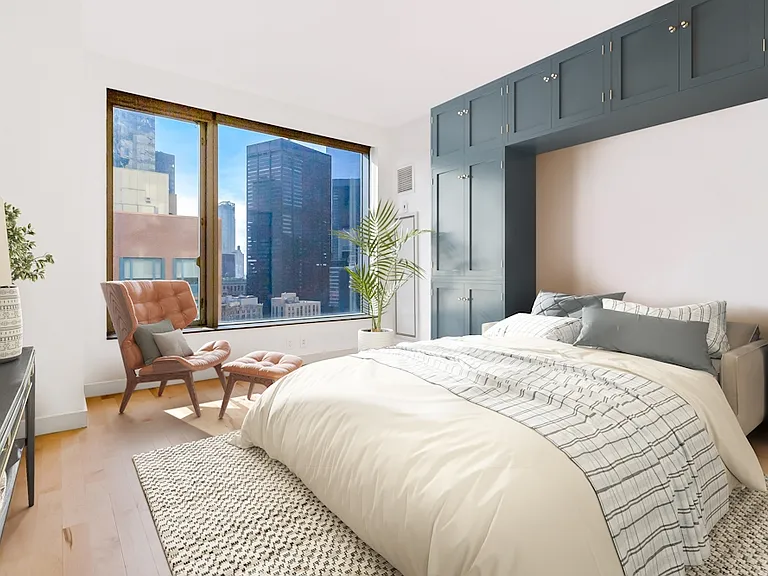 8 Spruce St #37K — Photo 1