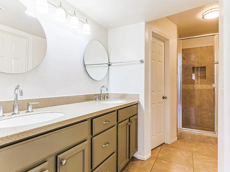 1232 W Riviera Dr — Photo 14