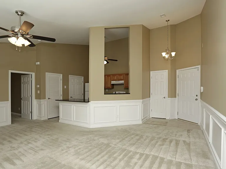 131 Wexford Dr #300 — Photo 9