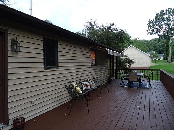 4th image of 227 Brooke Elyse Ln