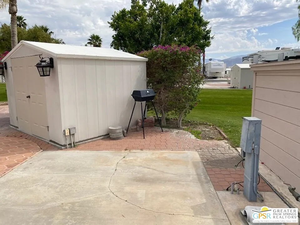 Studio, $1,400 — Photo 4