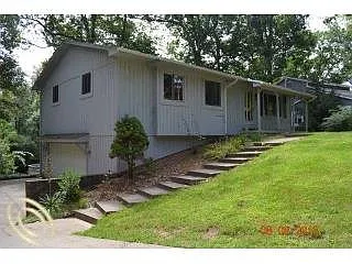 10777 Frankfort photo 1