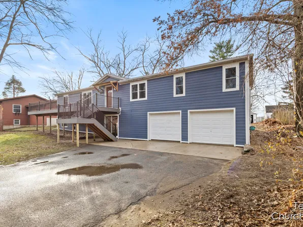 7043 Channel Dr SE, Alto, MI 49302