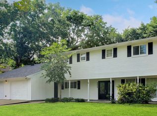 8822 Manoo Pl, Diamondhead, MS 39525