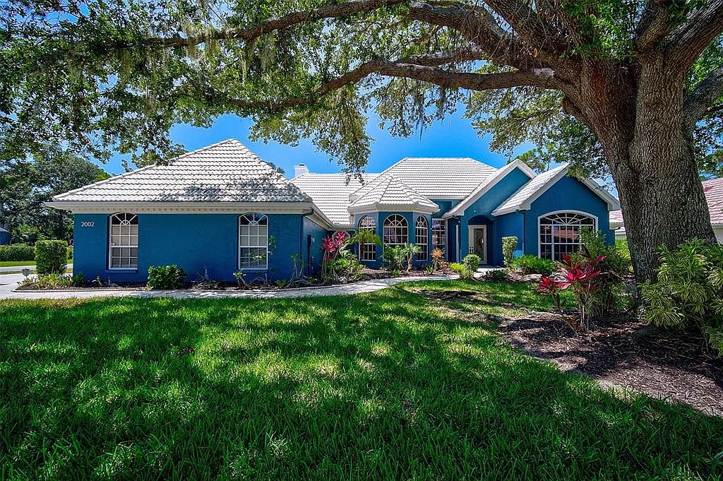 2002 White Feather Ln