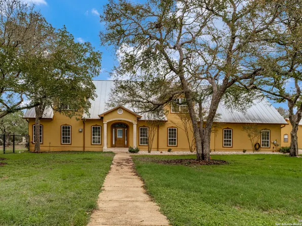 201 Yucca Canyon, Spring Branch, TX 78070