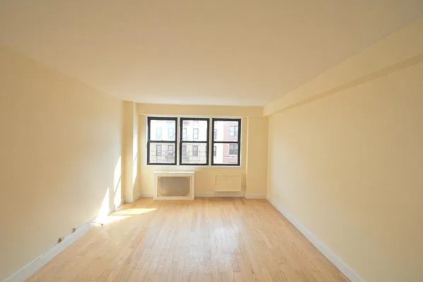 Sold by Real Direct | media 5