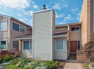 13349 Shea Pl, Herndon, VA 20170