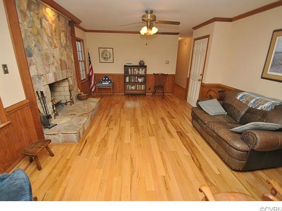 3rd image of 9805 Aldersmead Pl