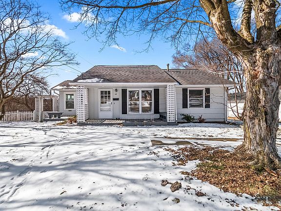 3rd image of 60 Griswold St