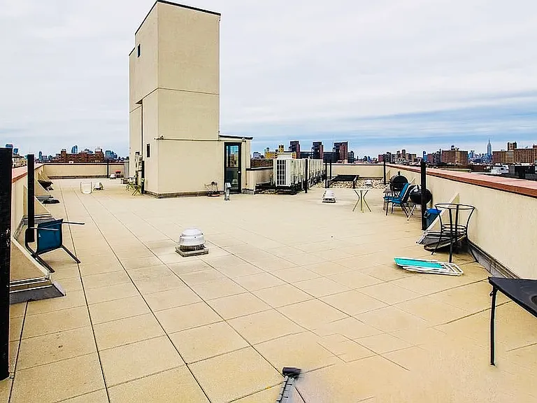 865 Willoughby Ave #5F — Photo 10