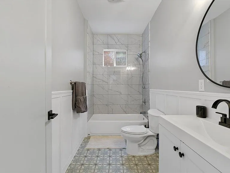 58 Vernon St #1 — Photo 13