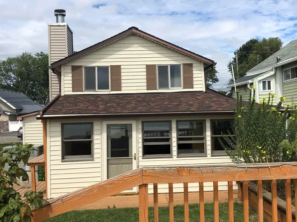 11056 Harold Dr, Luna Pier, MI 48157