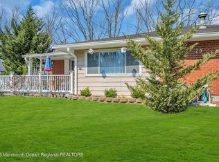 29 Cardinal Dr #B, Manchester Township, NJ 08759