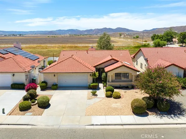 1657 Malachite St, Hemet, CA 92543