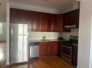 6664 69th St #3, Middle Village, NY 11379