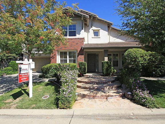 3rd image of 1425 Falcon Pointe Dr