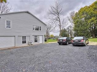 6098 Weaversville Rd, Bethlehem, PA 18017
