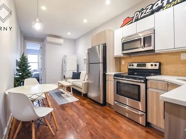 125 Putnam Ave #2F, Brooklyn, NY 11238