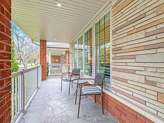 5th image of 31 Woodpark Rd