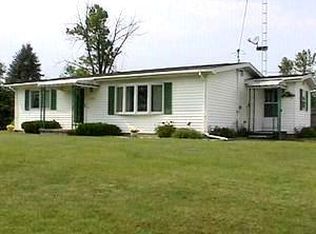 1730 Sand Rd, Pinconning, MI 48650