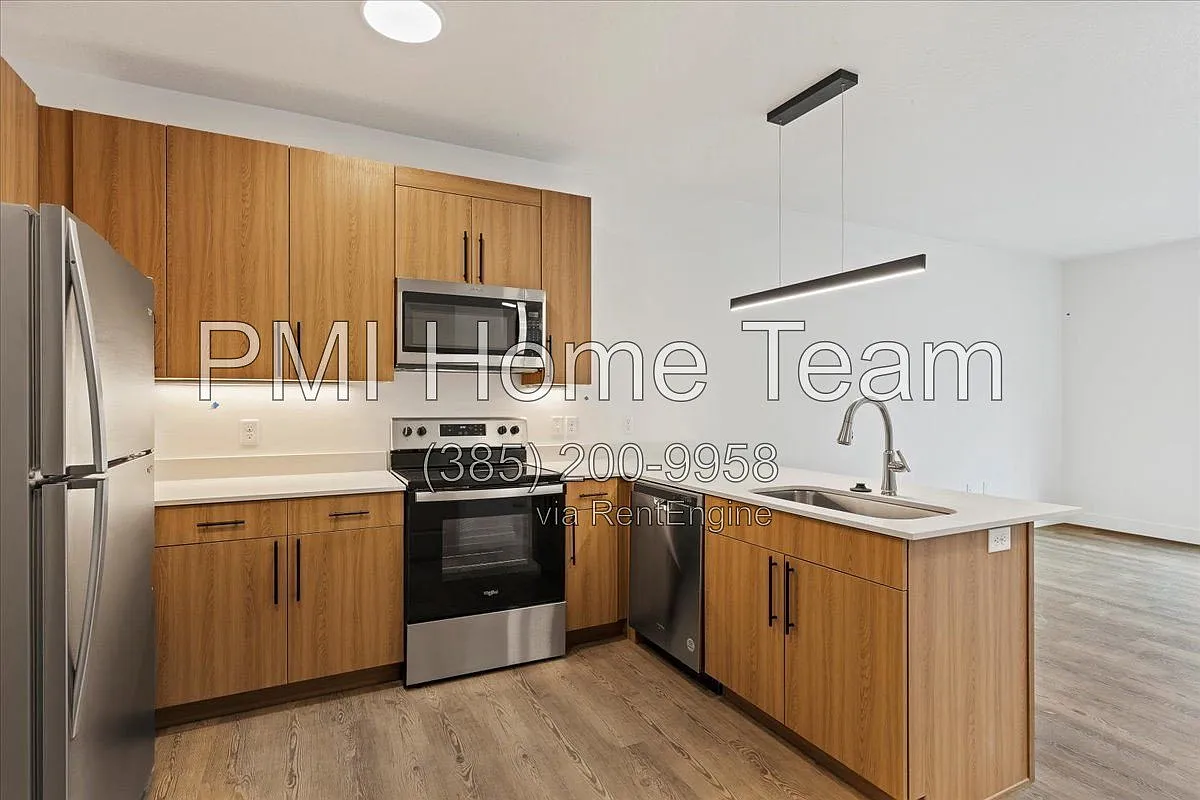 1 bed, 1.0 bath, 650 sqft, $1,200 — Photo 3