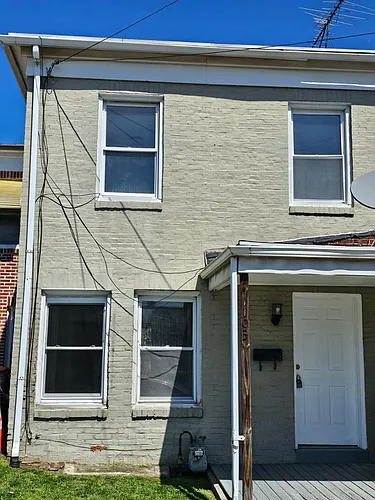 1103 Baldwin St Photo 1