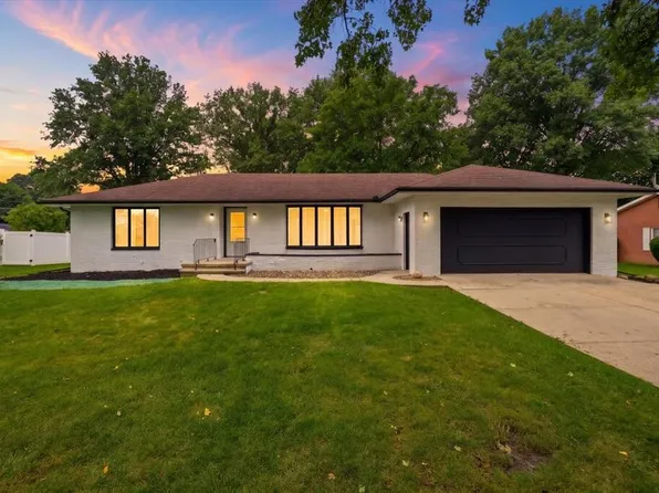1073 Martha Ave, Bucyrus, OH 44820