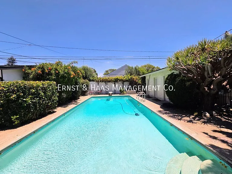 2080 Senasac Ave — Photo 30