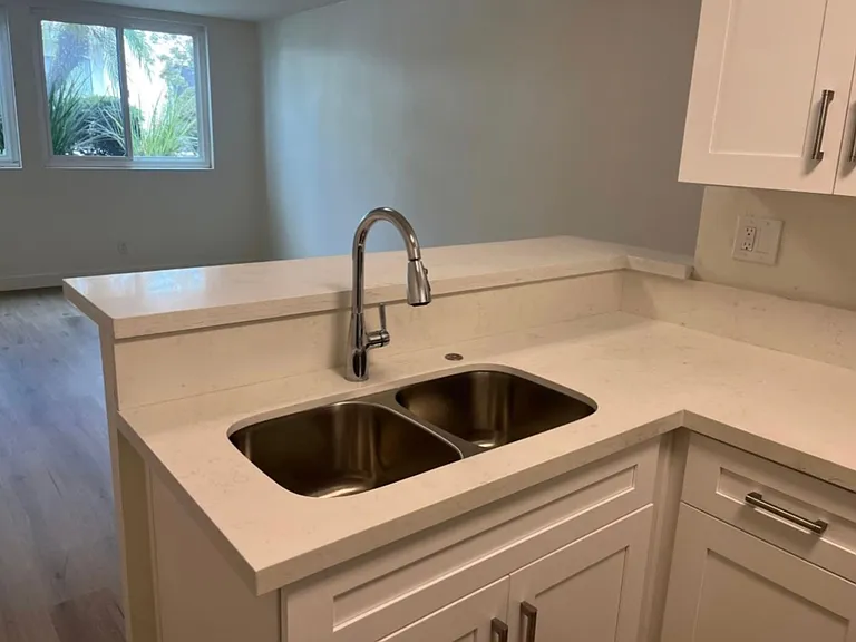 33 Driftwood St — Photo 17