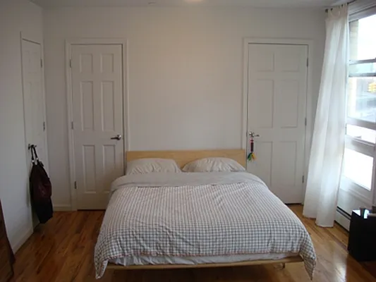 Rented by aptsandlofts.com | media 7