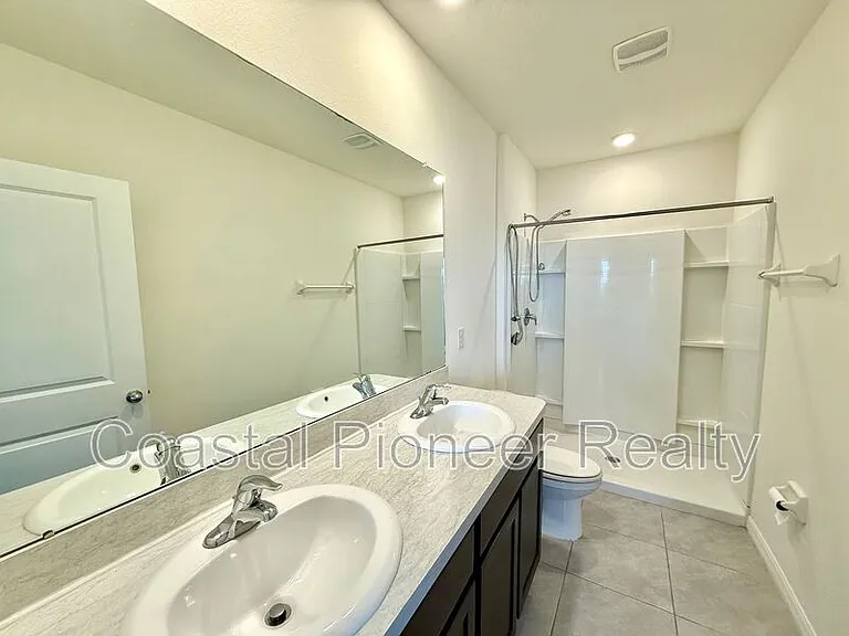 32794 Pez Landing Ln — Photo 19