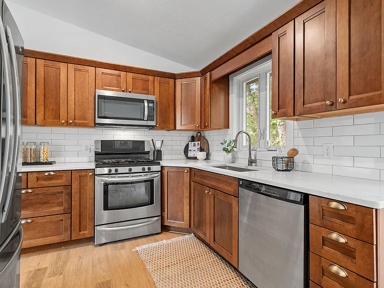 8460 Bittern Ct — Photo 9